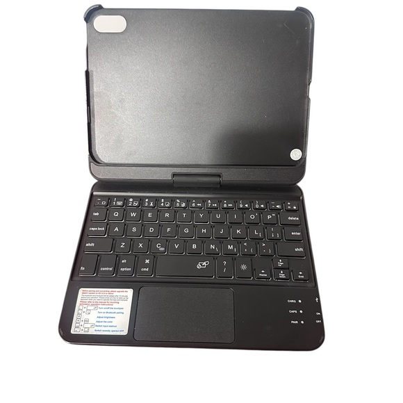 Black Tablet Keyboard Case with Integrated Touchpad - Picture 1 of 4